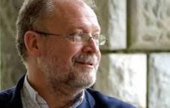 Leopoldo Tolivar Alas reelegido Presidente de la Academia